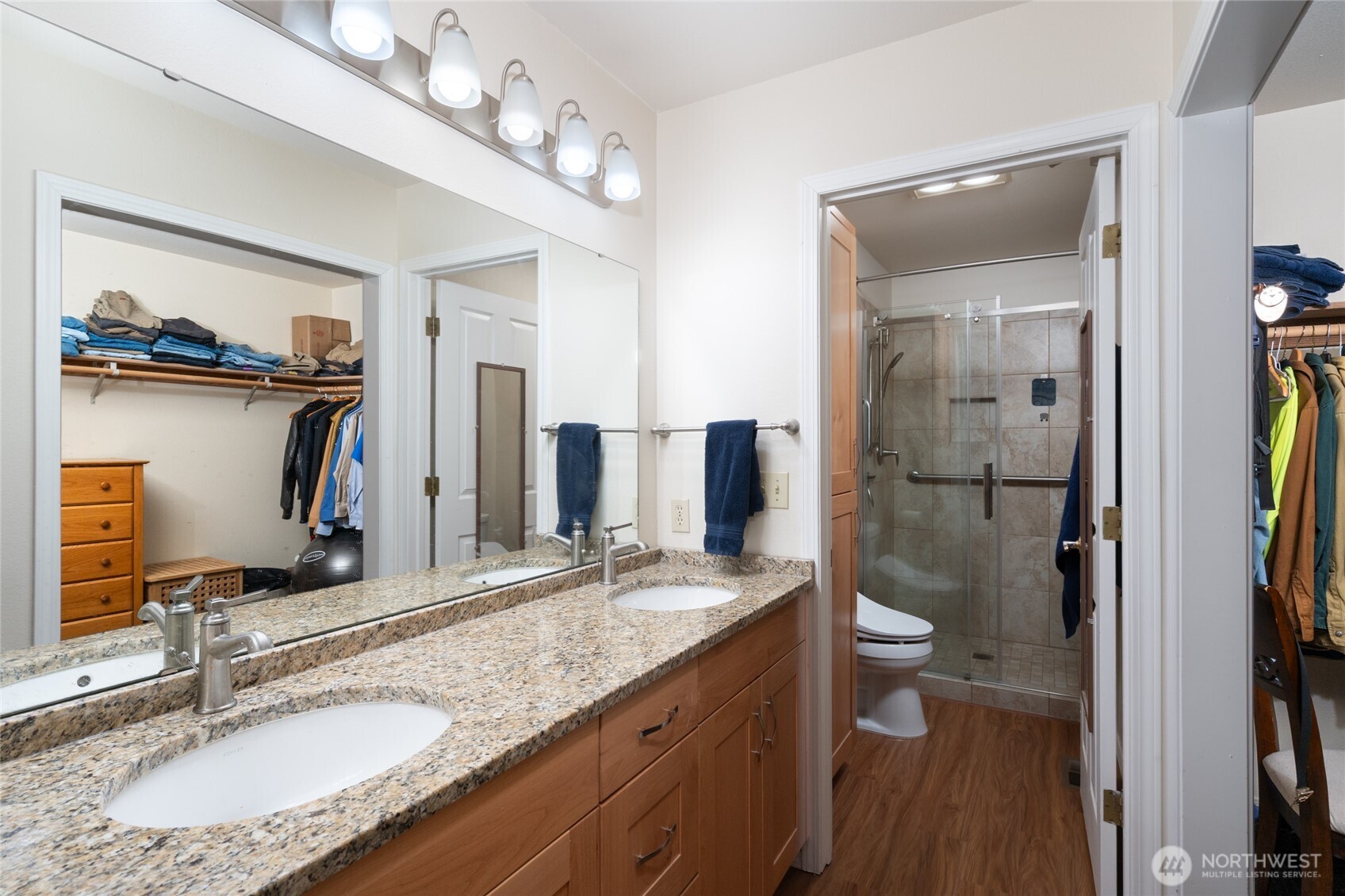 2108 Creekside Circle