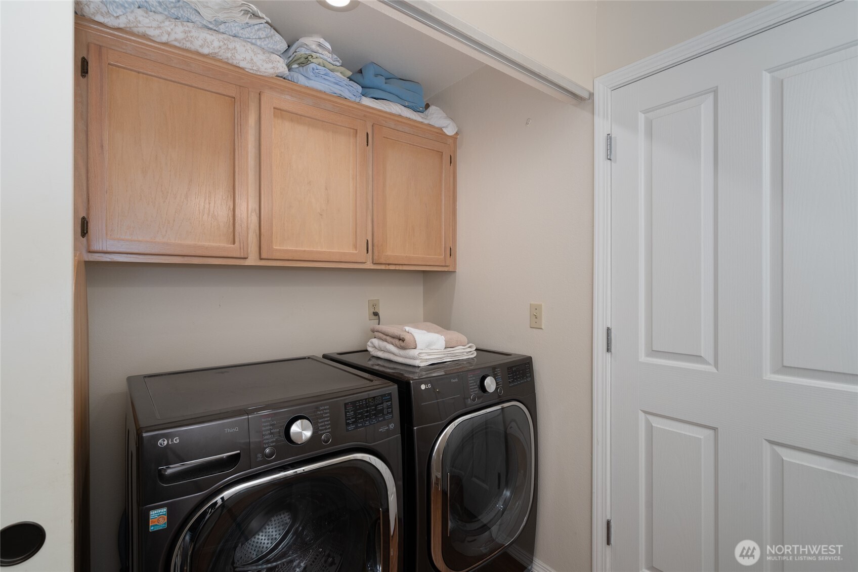 2108 Creekside Circle