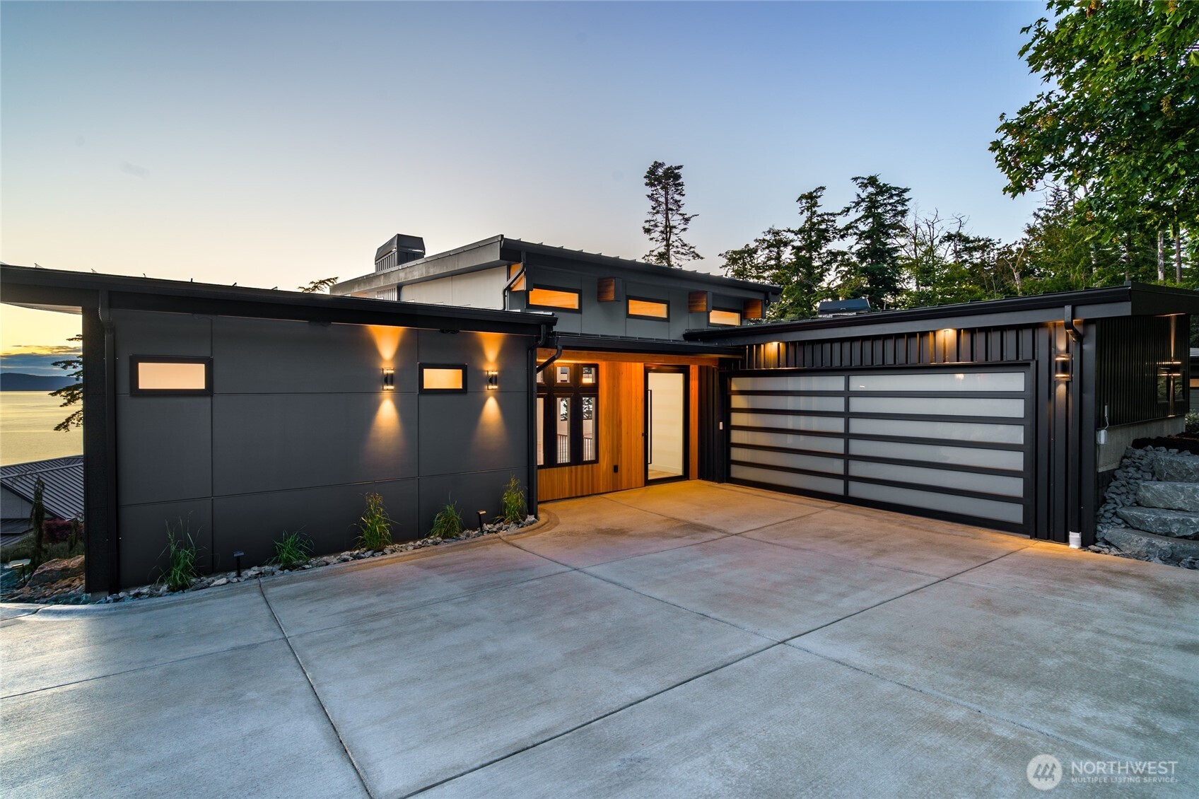 4209 Navigator Lane
