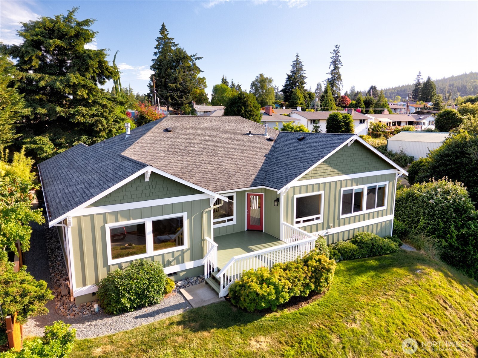 1810 Island View Place