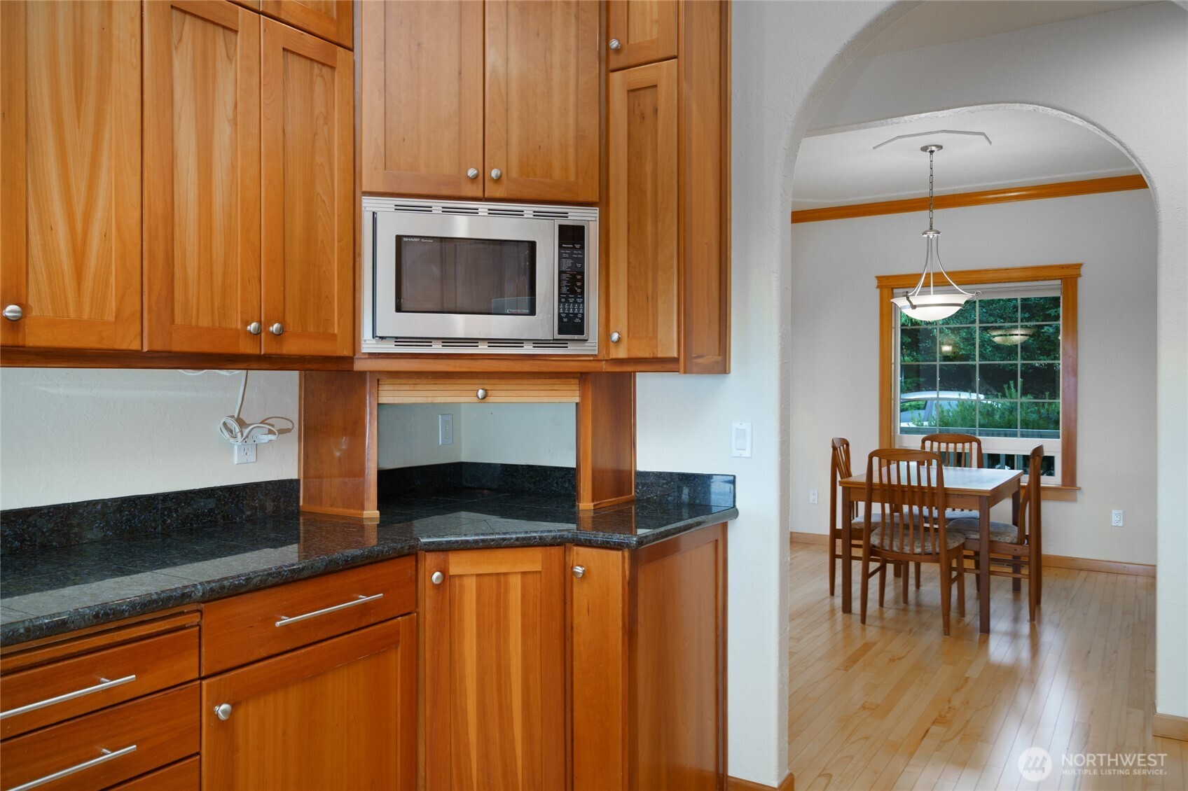 1810 Island View Place