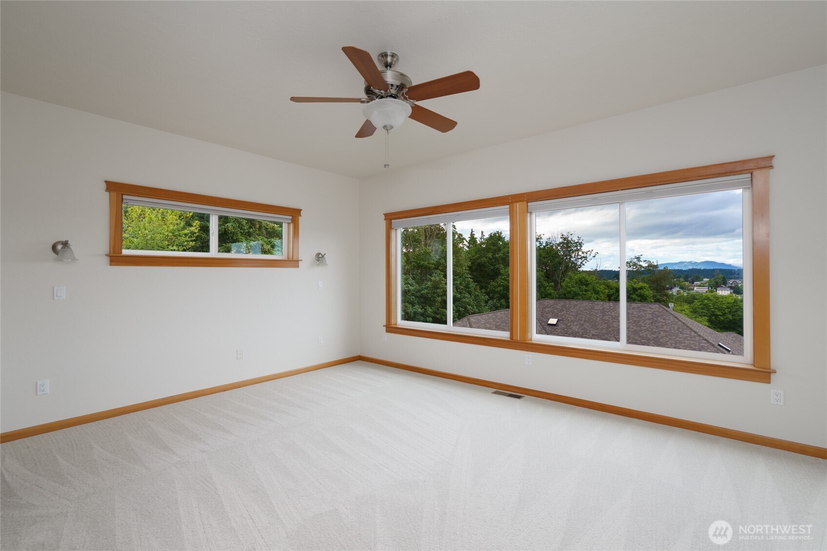 1810 Island View Place