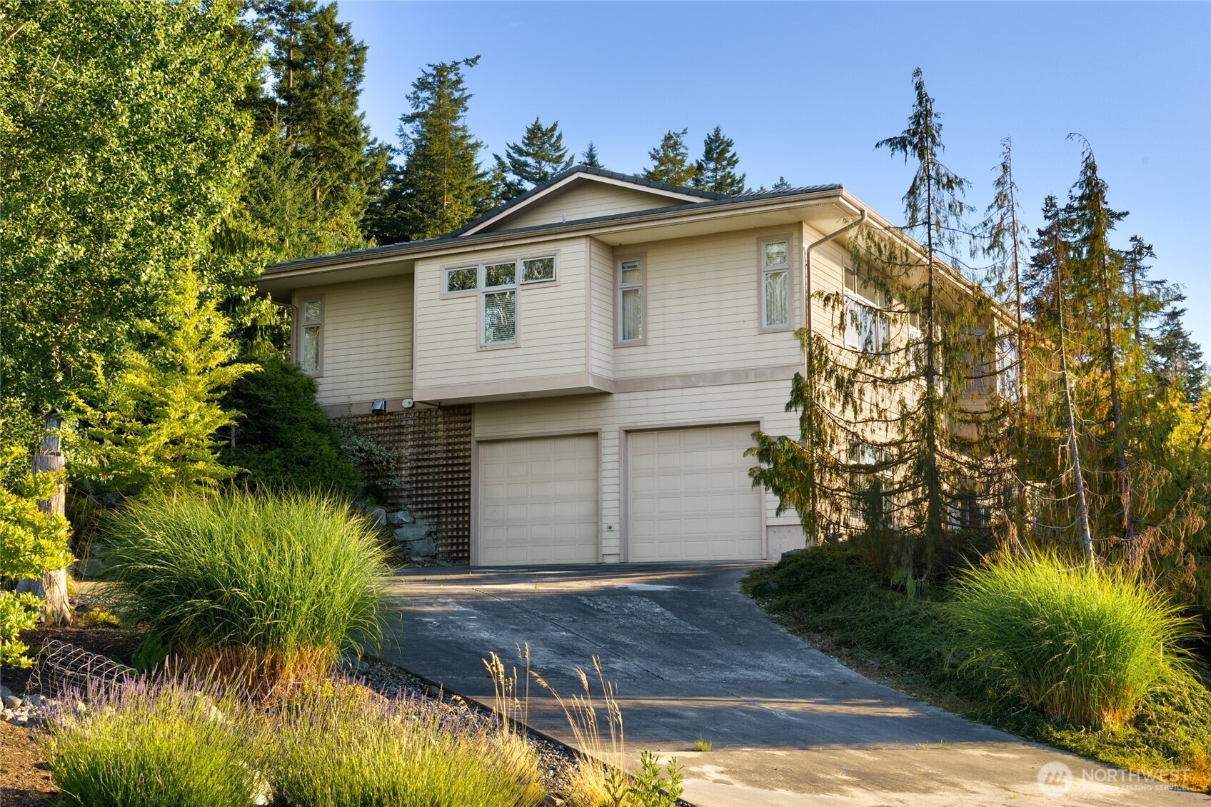 1608 Georgia Place