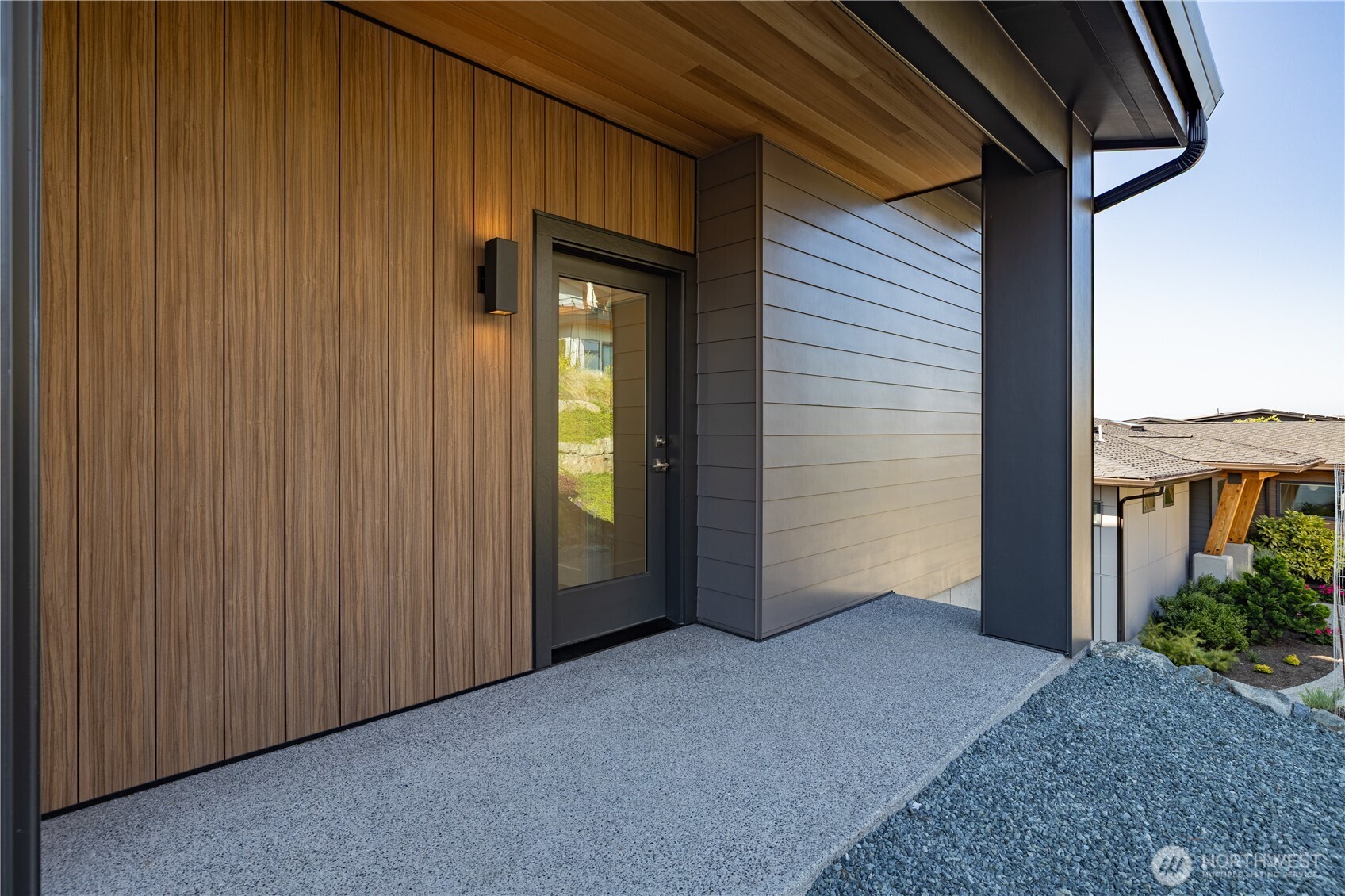 3923 RockRidge Parkway