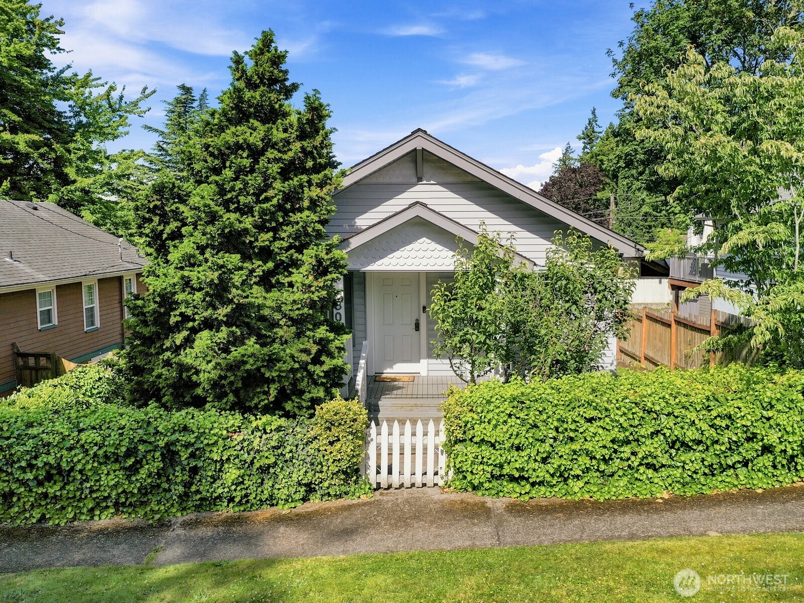 803 S 10th Street