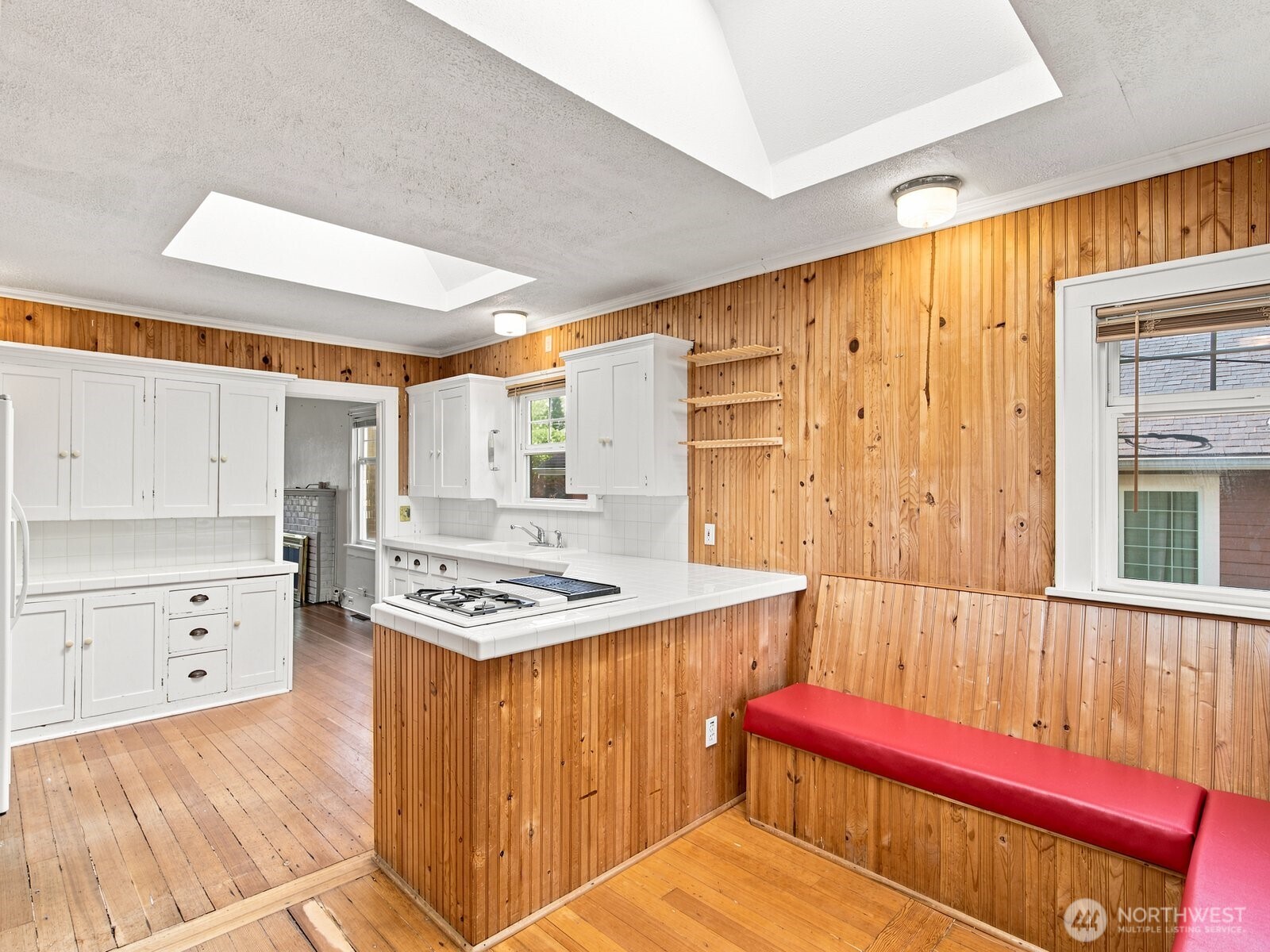 803 S 10th Street