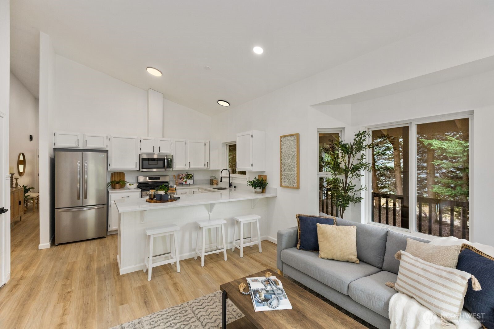 3238 E Harbor Road