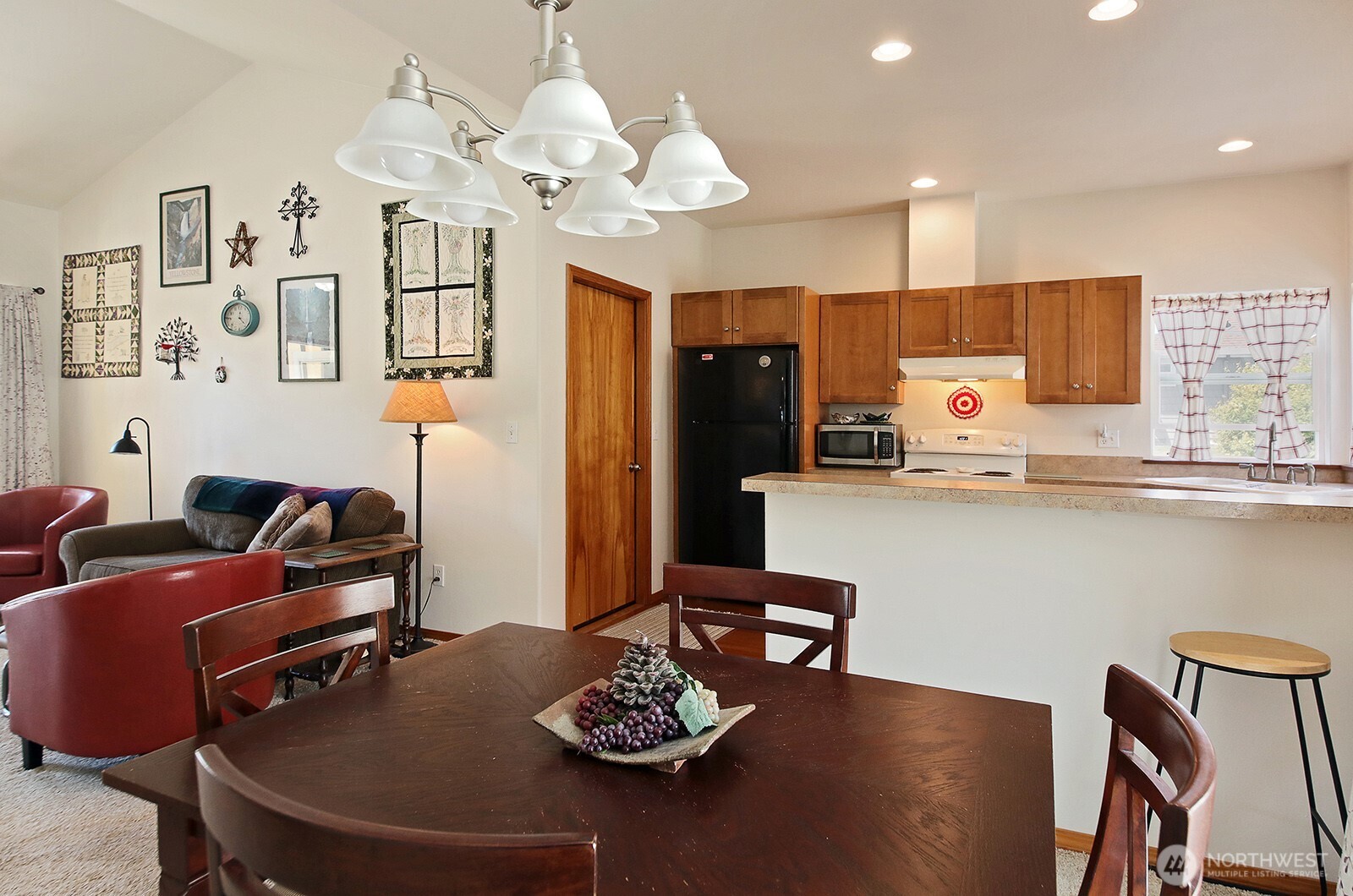 1757 Compass Boulevard Unit: 7