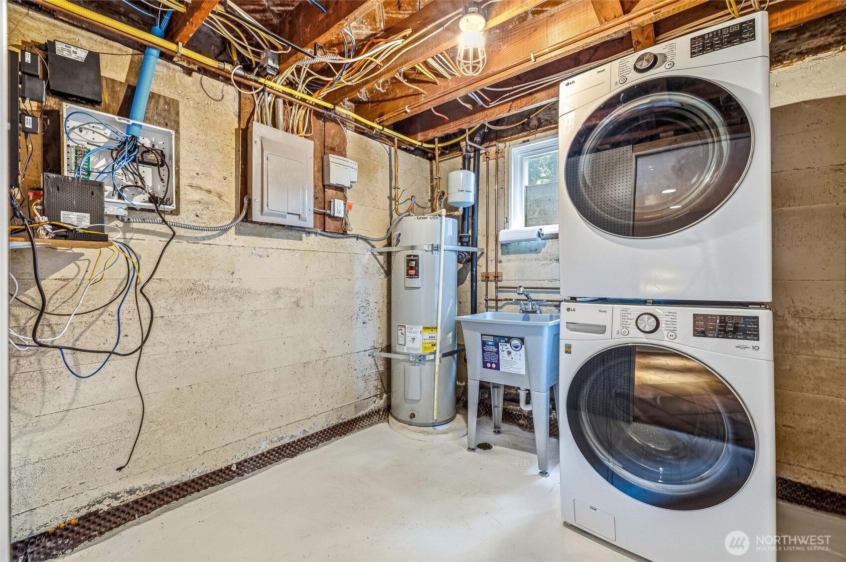 2745 NE 89th Street