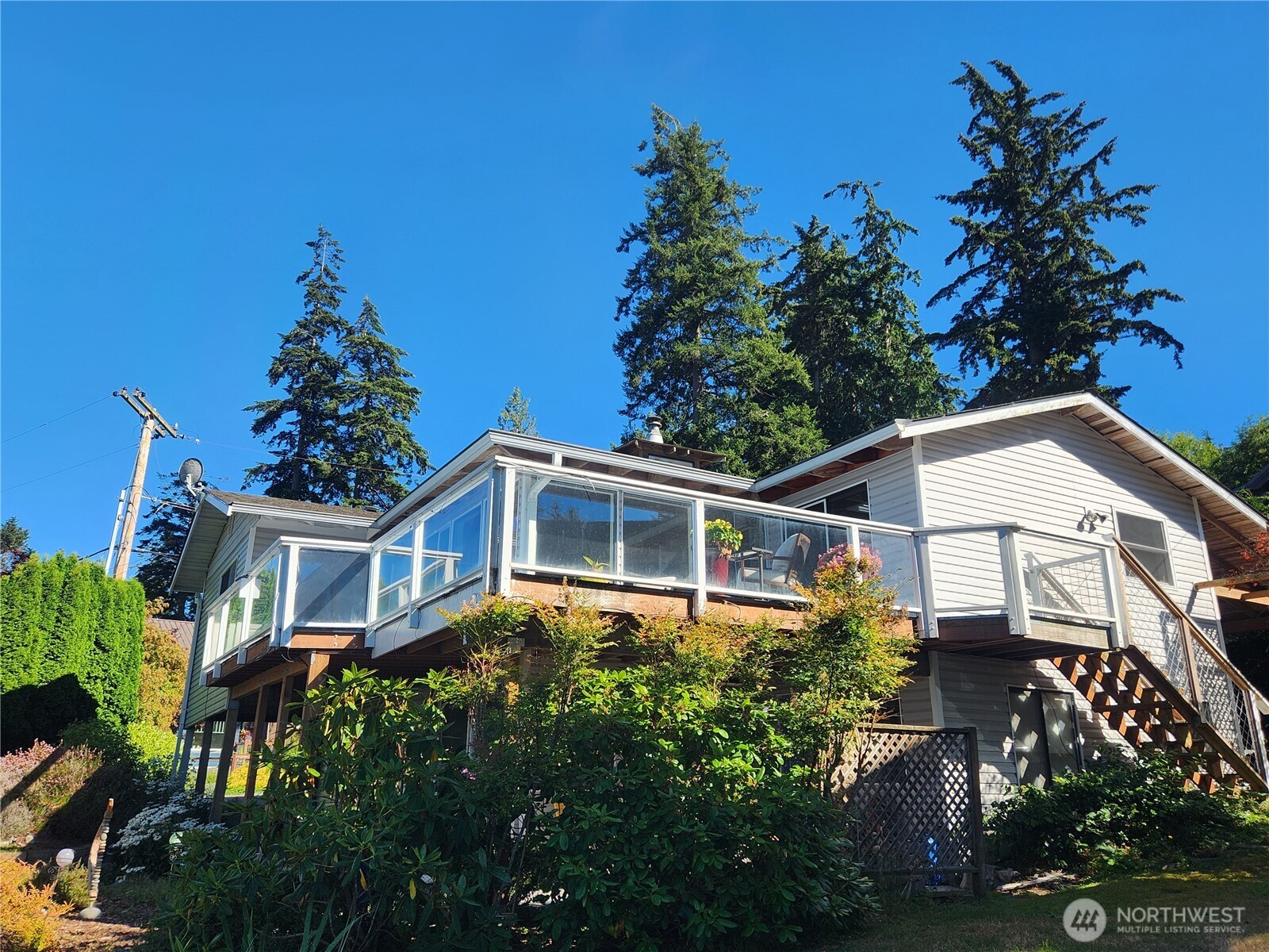 2426 Eastpoint Drive