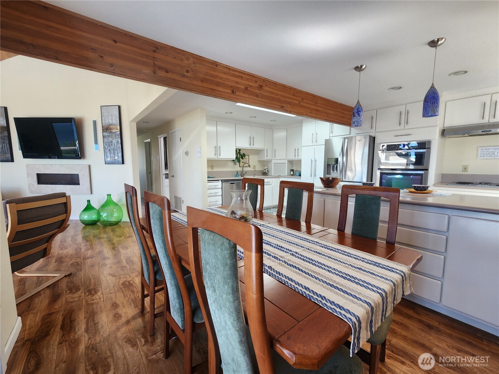 2426 Eastpoint Drive