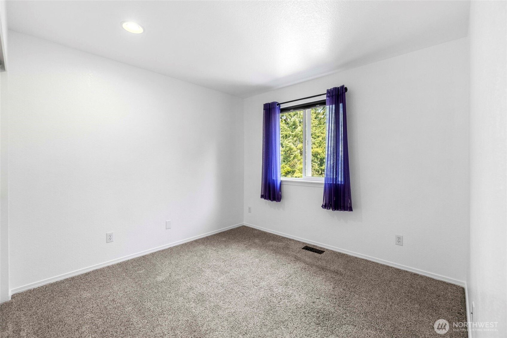 1811 Copper Pond Place