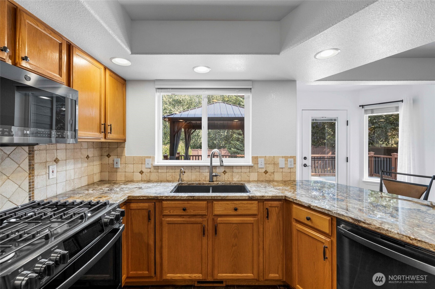 1811 Copper Pond Place