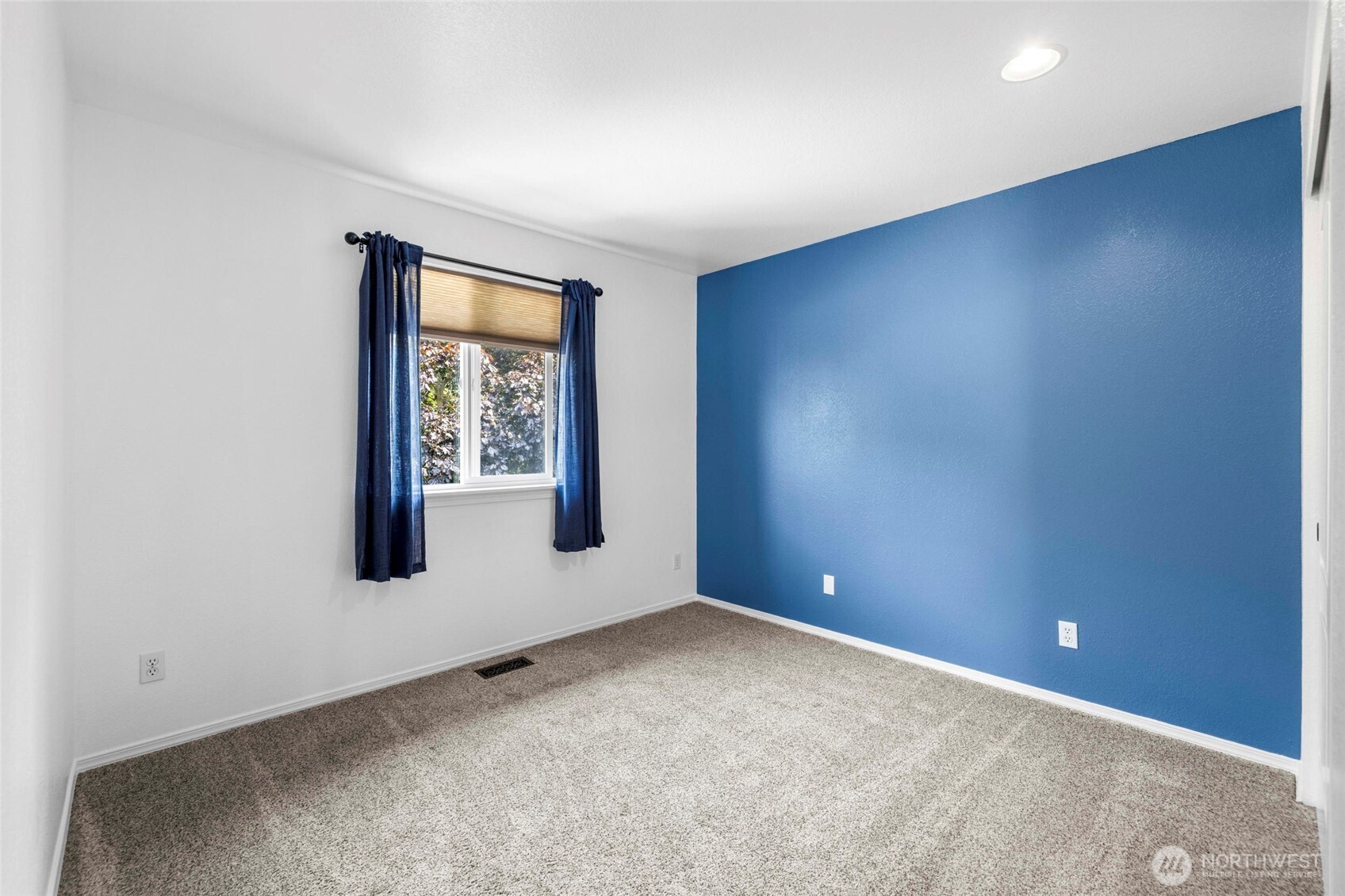 1811 Copper Pond Place