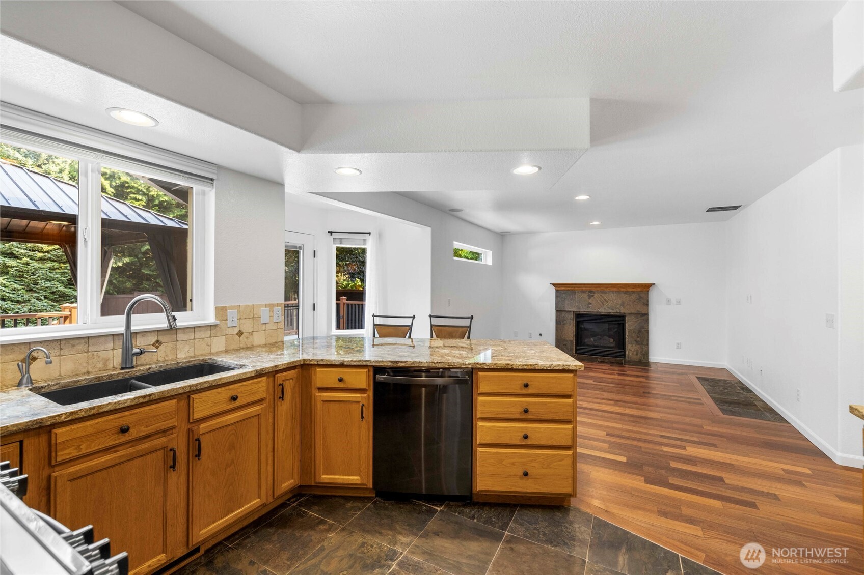 1811 Copper Pond Place