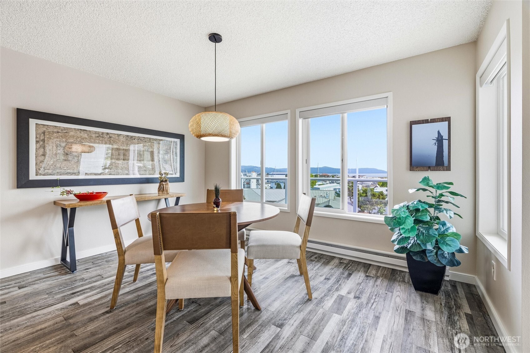 1800 Skyline Way Unit: 306