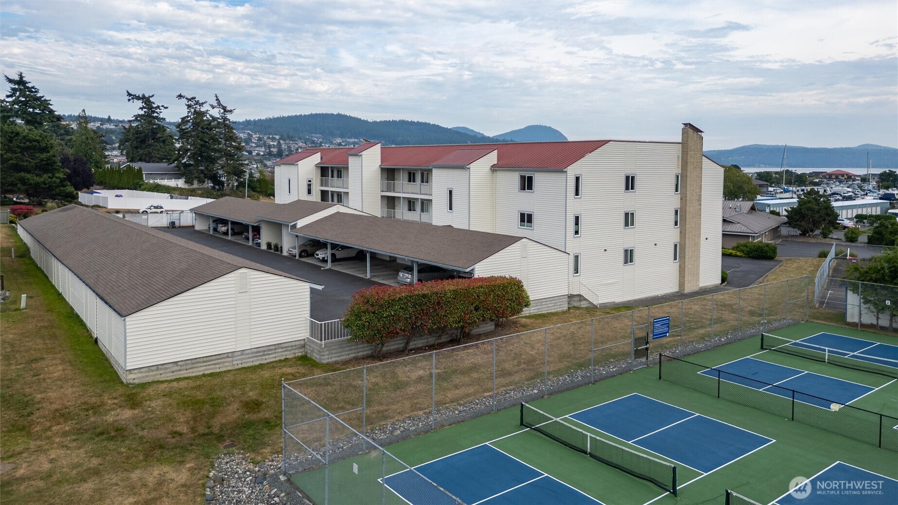 1800 Skyline Way Unit: 306