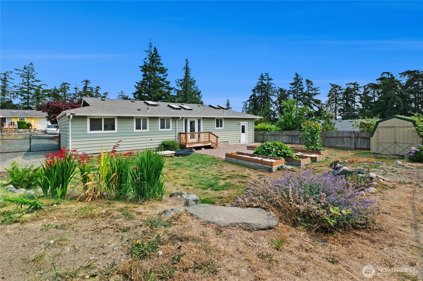 131 NW Clipper Drive