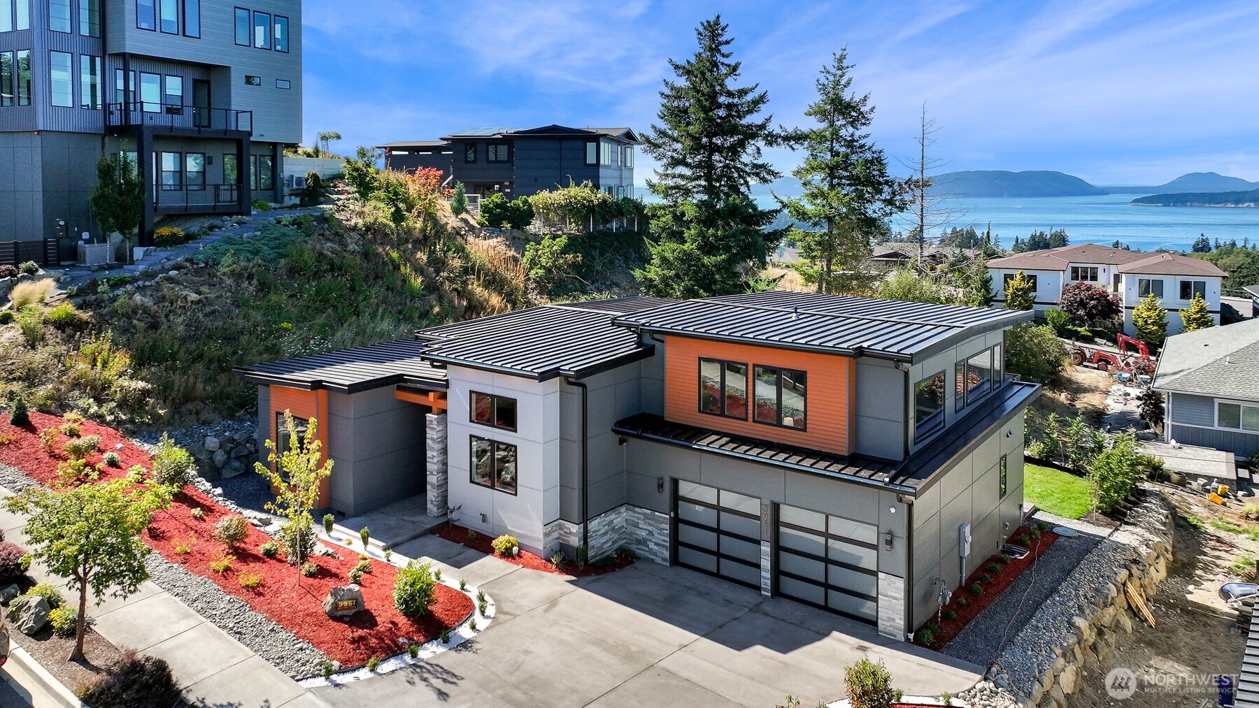 3951 Rock Ridge Pkwy