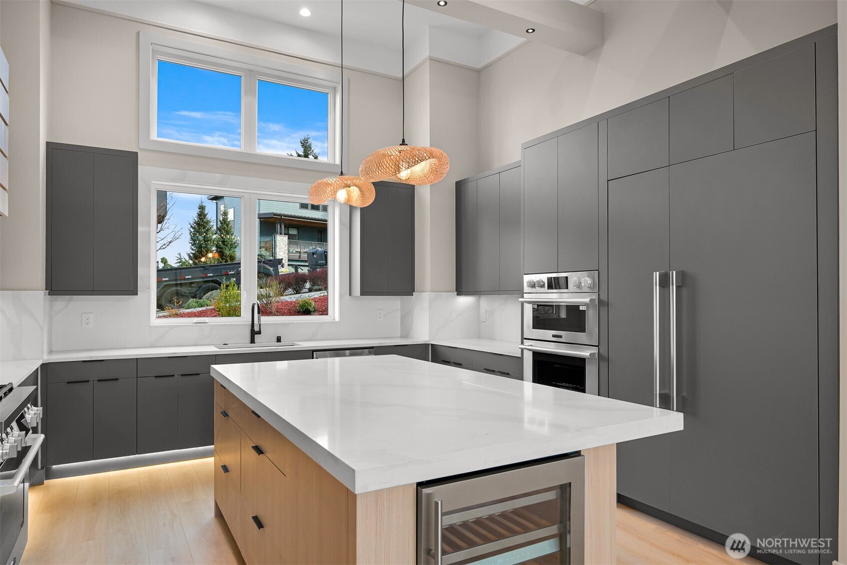 3951 Rock Ridge Pkwy