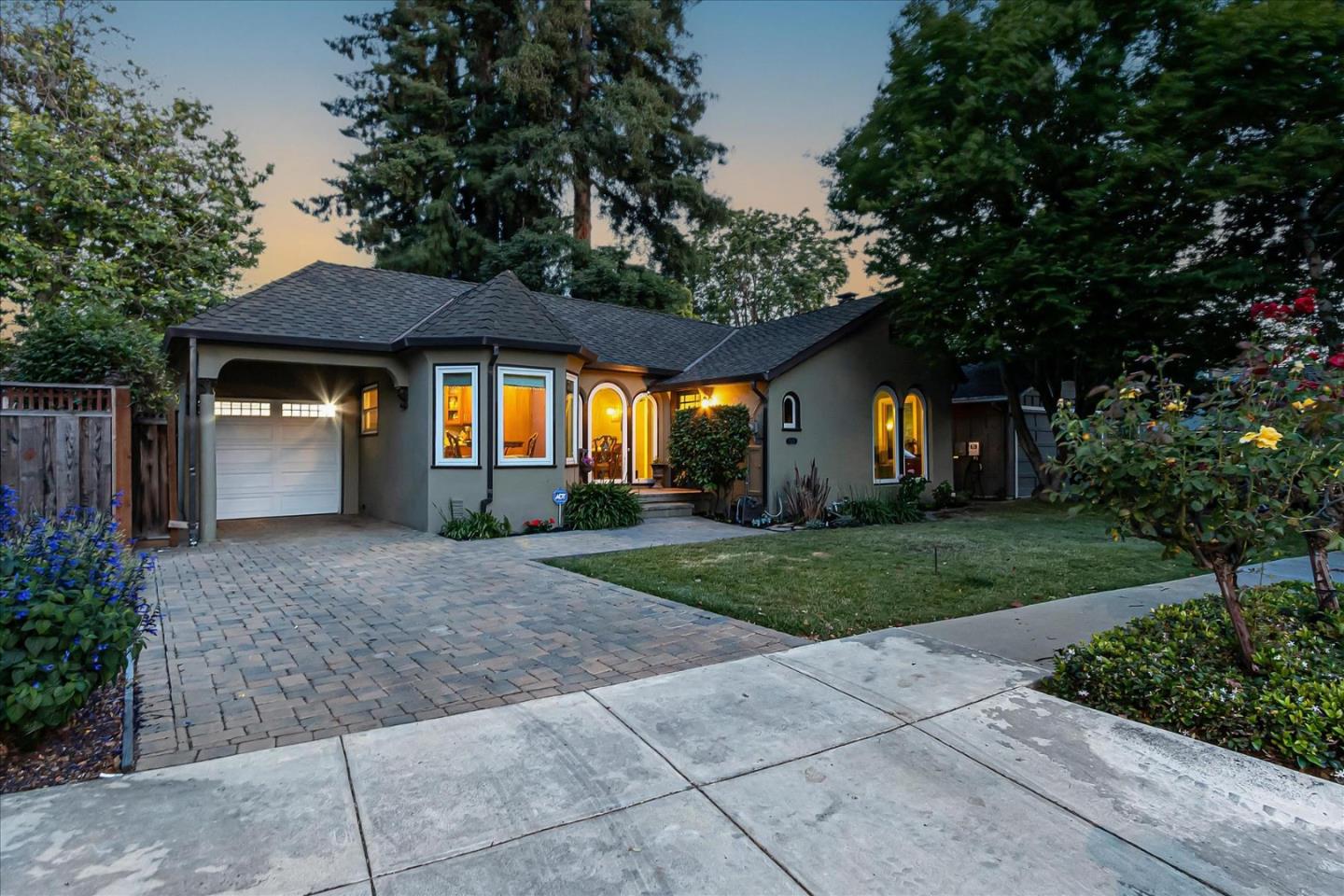 1012 Pine Avenue