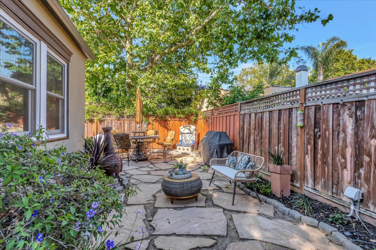 1012 Pine Avenue