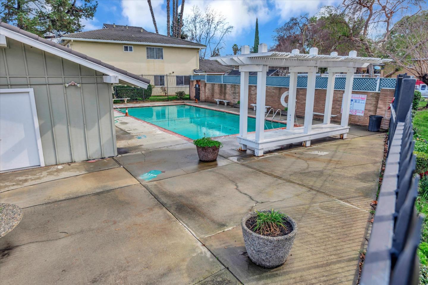 775 Delaware Avenue Unit: 3