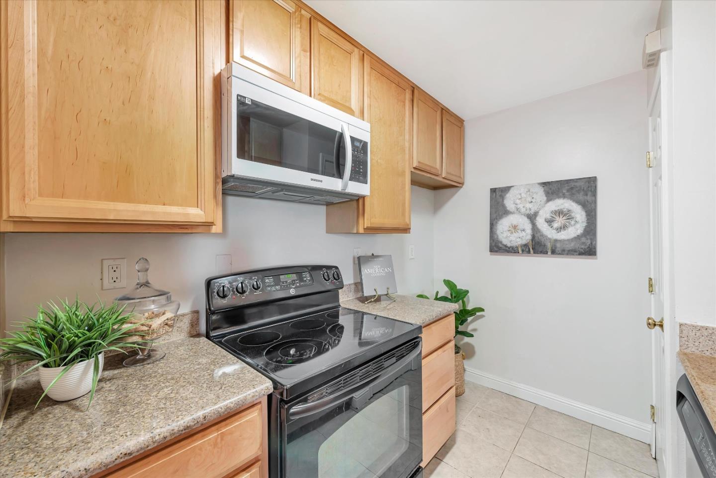 775 Delaware Avenue Unit: 3
