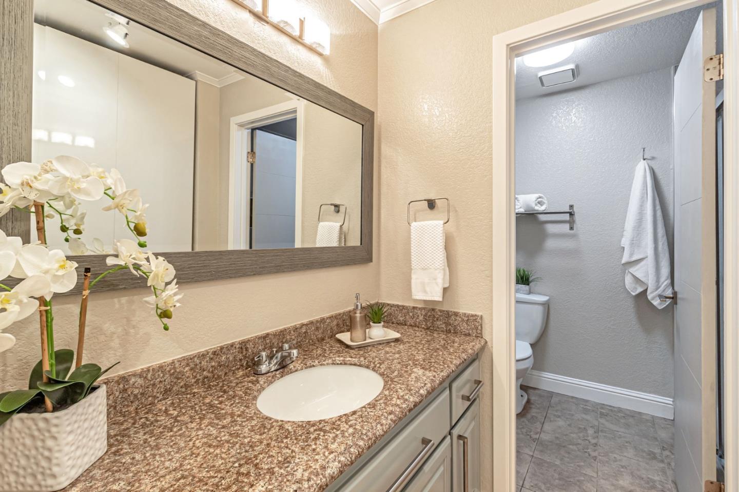 1106 La Terrace CIR