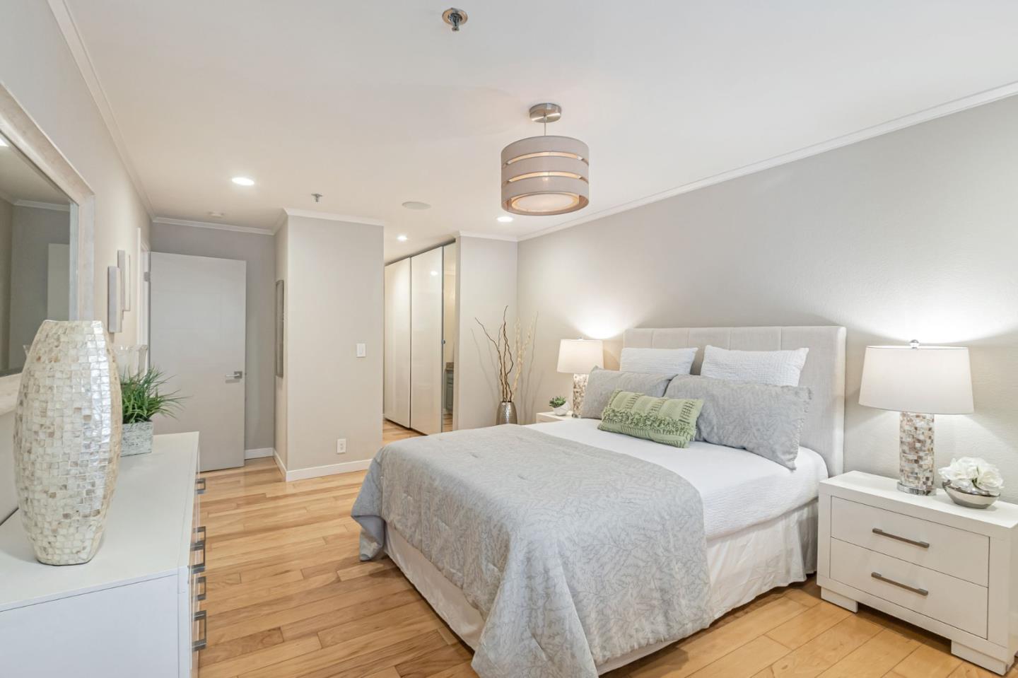 1106 La Terrace CIR