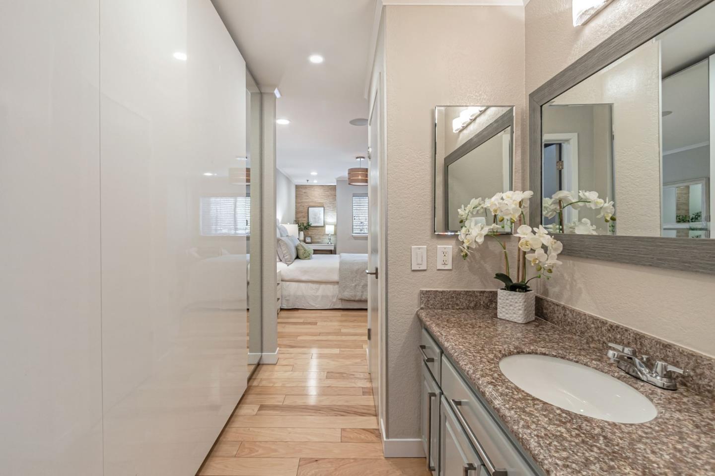 1106 La Terrace CIR