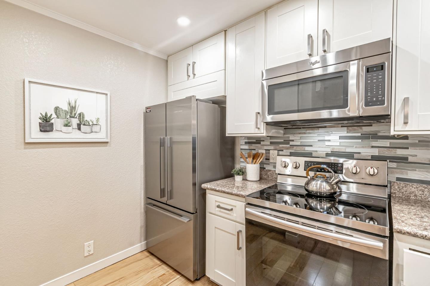 1106 La Terrace CIR