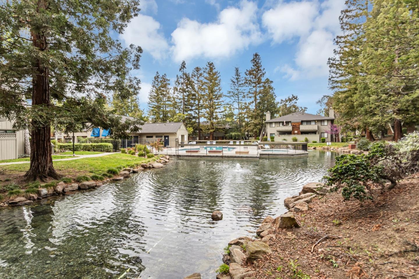 1106 La Terrace CIR