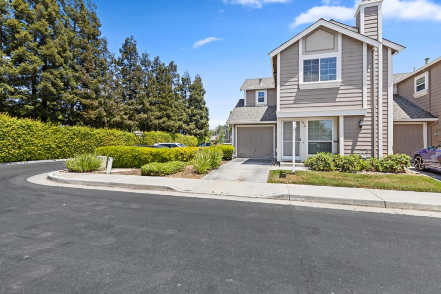 5214 Macaw CT