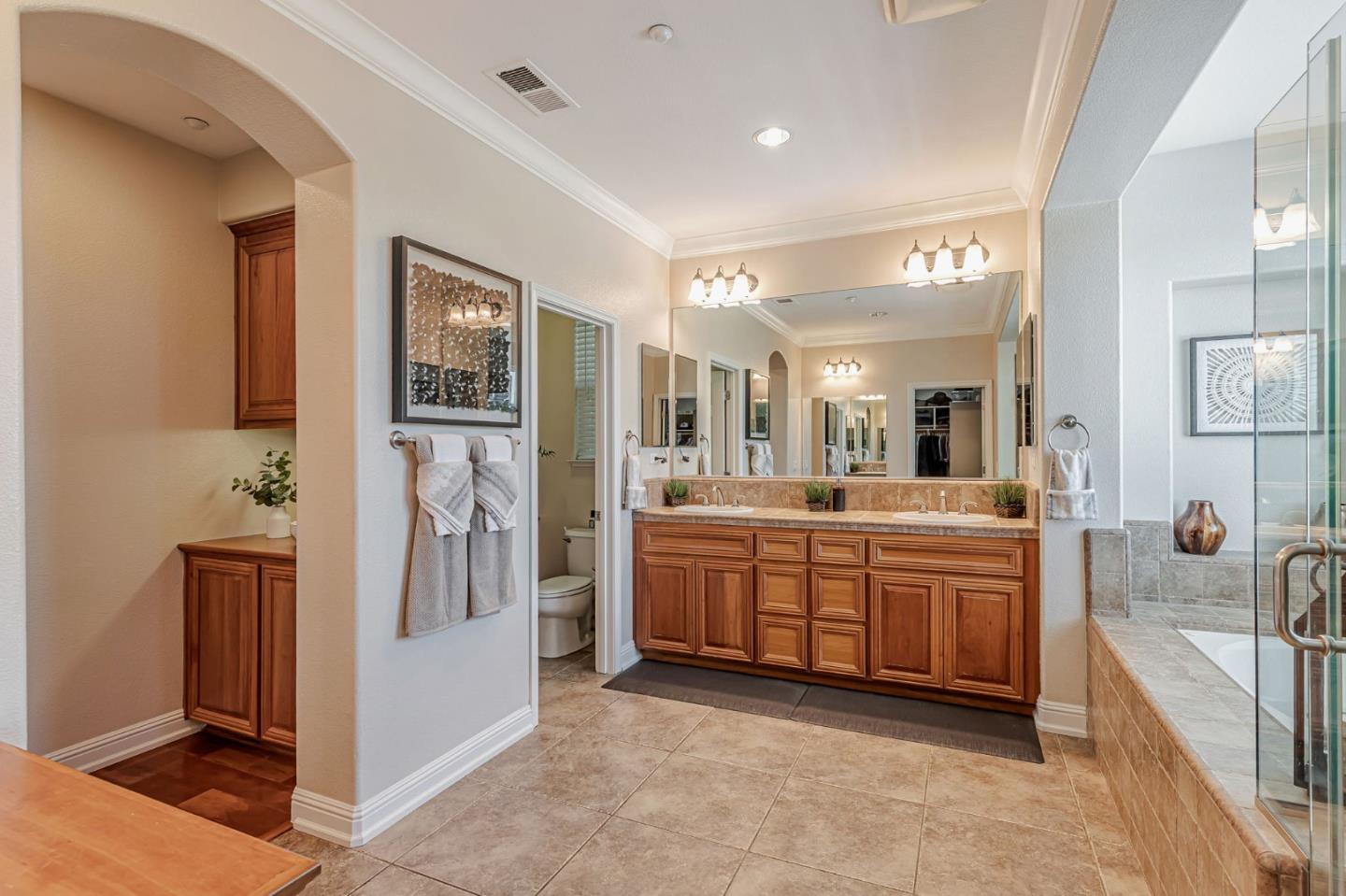 5812 Cajon WAY