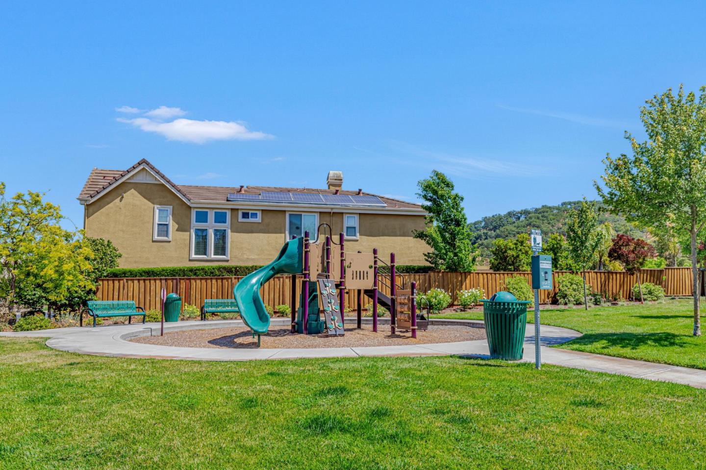 5812 Cajon WAY