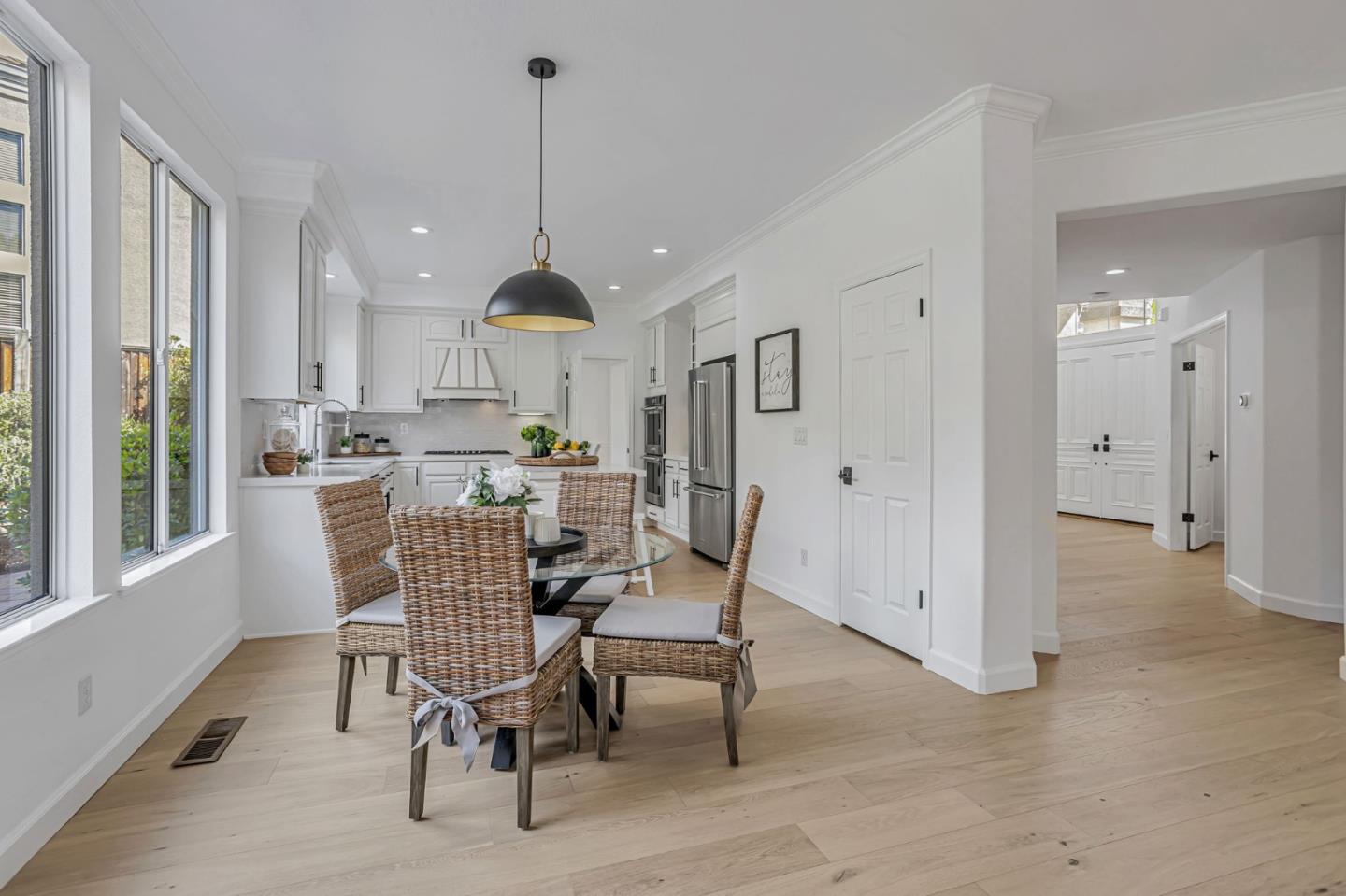 6565 Stonehill Drive