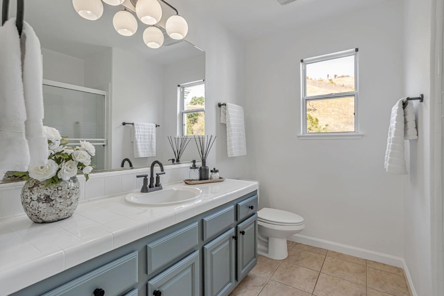 6565 Stonehill Drive