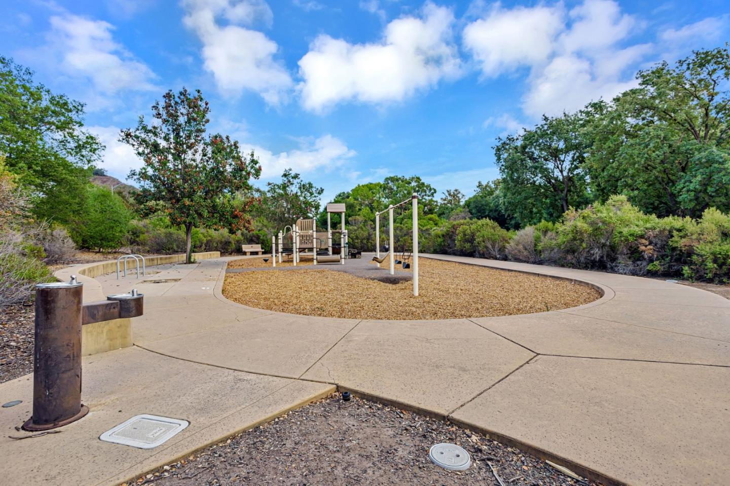 6565 Stonehill Drive