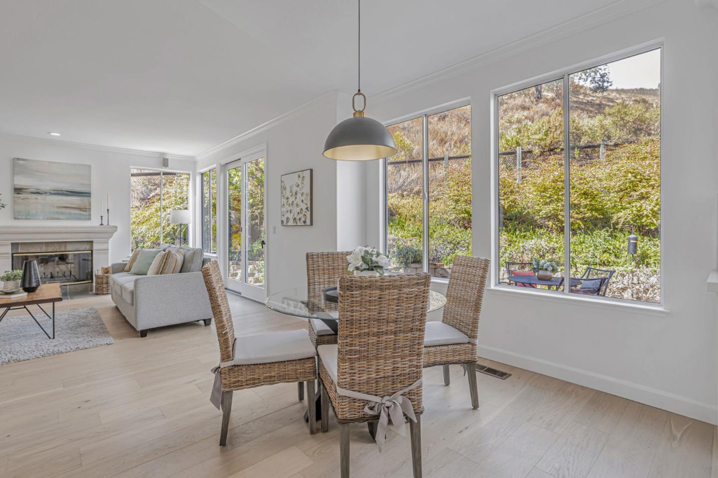 6565 Stonehill Drive