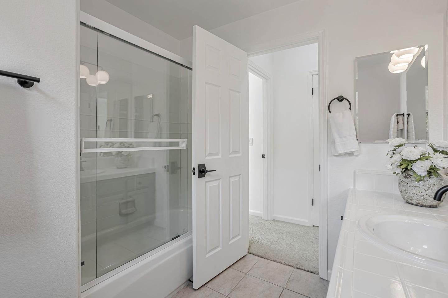 6565 Stonehill Drive