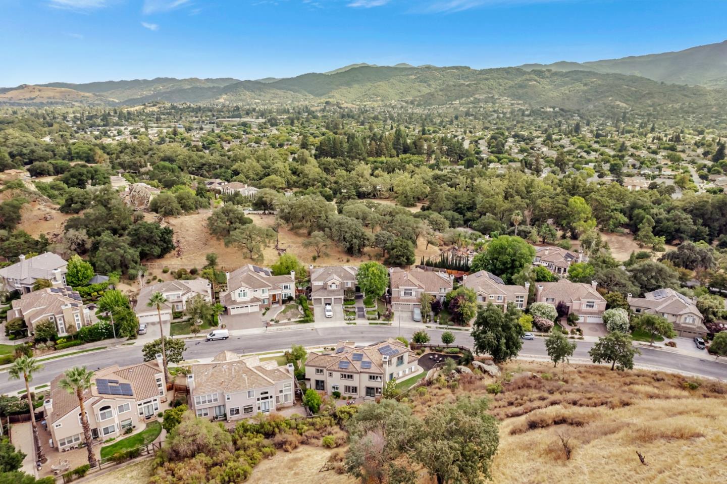 6565 Stonehill Drive