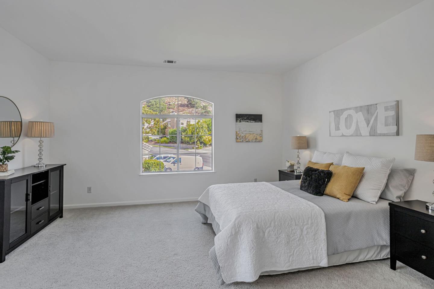 6565 Stonehill Drive