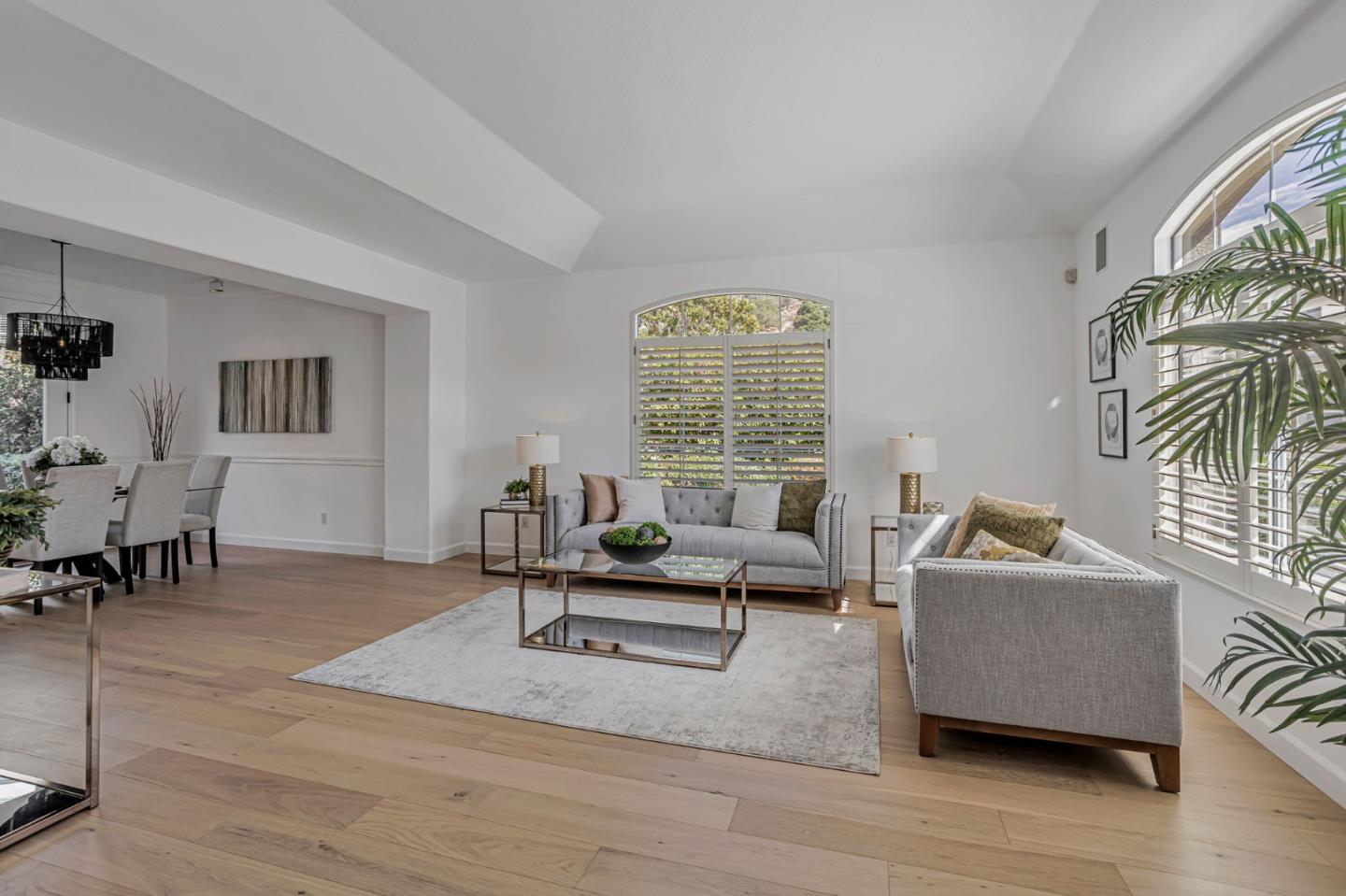 6565 Stonehill Drive