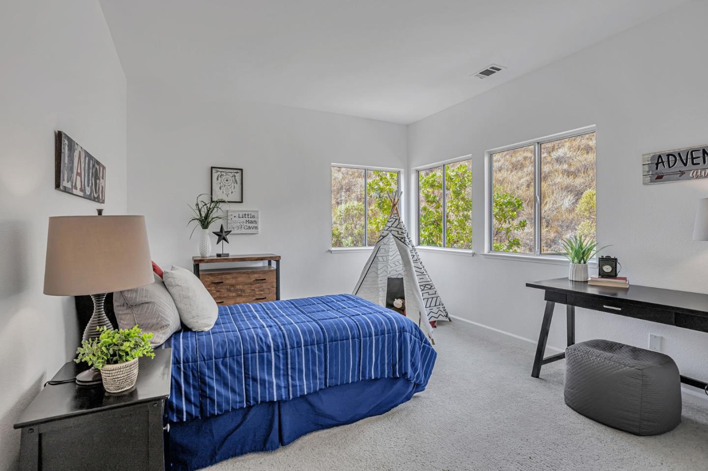 6565 Stonehill Drive