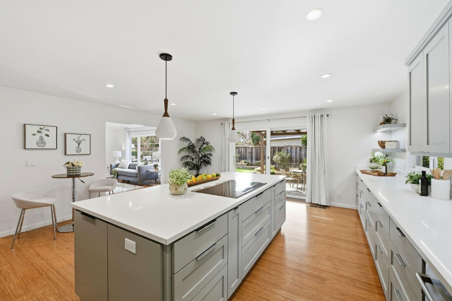 2784 Doverton Square