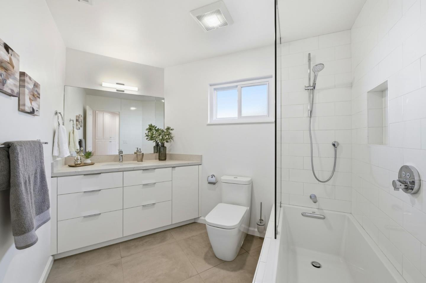 2784 Doverton Square