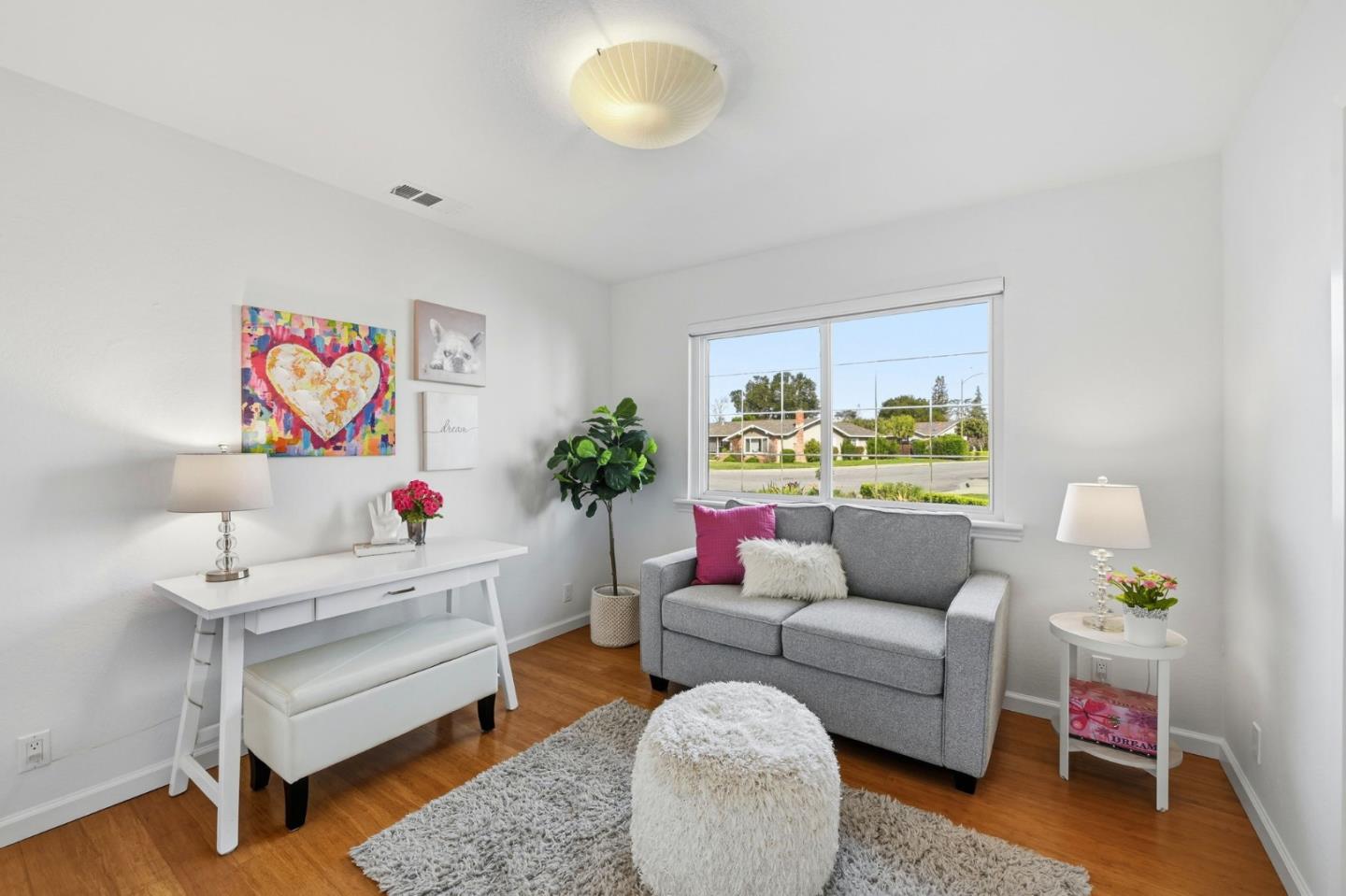 2784 Doverton Square