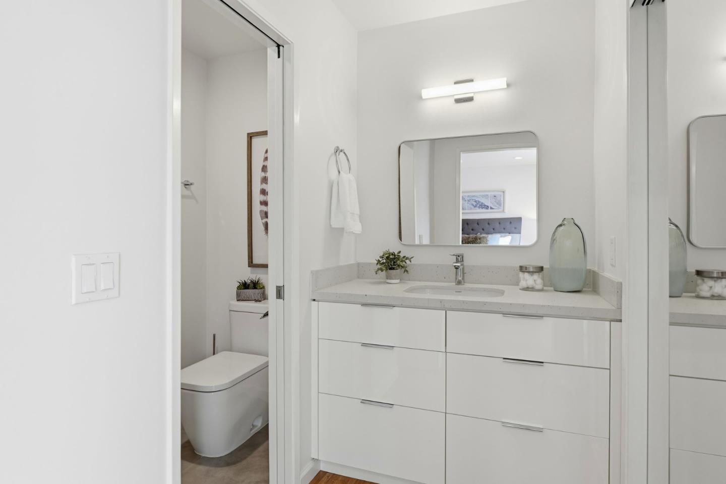 2784 Doverton Square