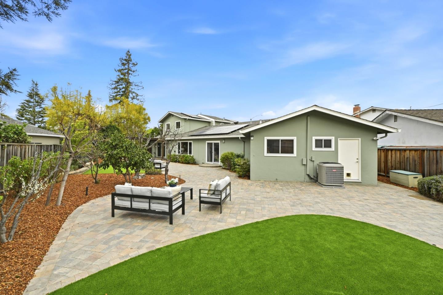 2784 Doverton Square